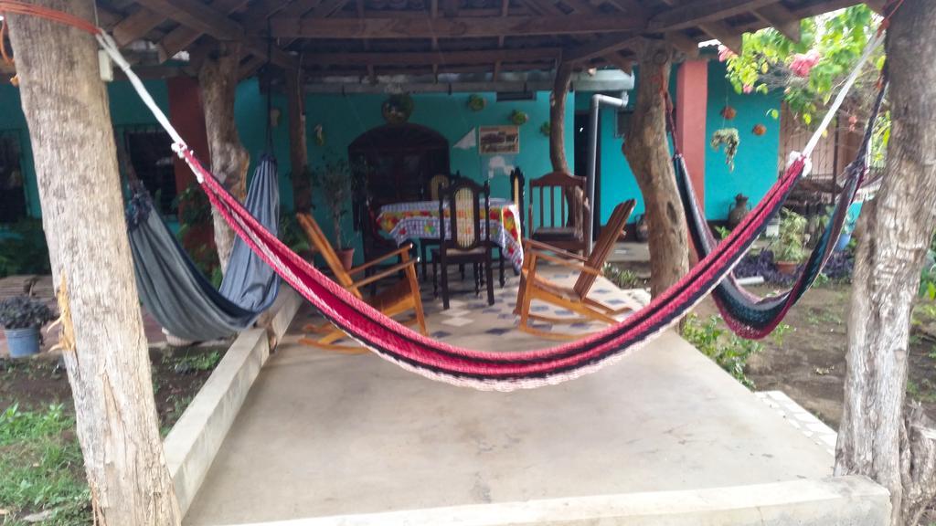 Loren'S House Moyogalpa Extérieur photo
